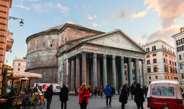 Panthéon Rome, temple accessible PMR de plain-pied